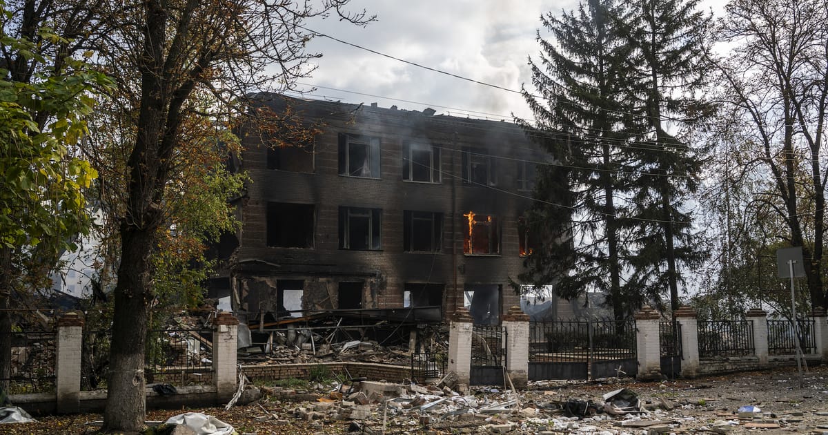 Russia bleeds troops for microscopic frontline gains – POLITICO