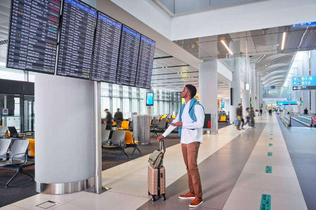 European airport traffic achieves new summer high