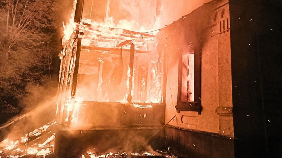 Russia attacks Kyiv region with drones, fire breaks out in sanatorium, man injured