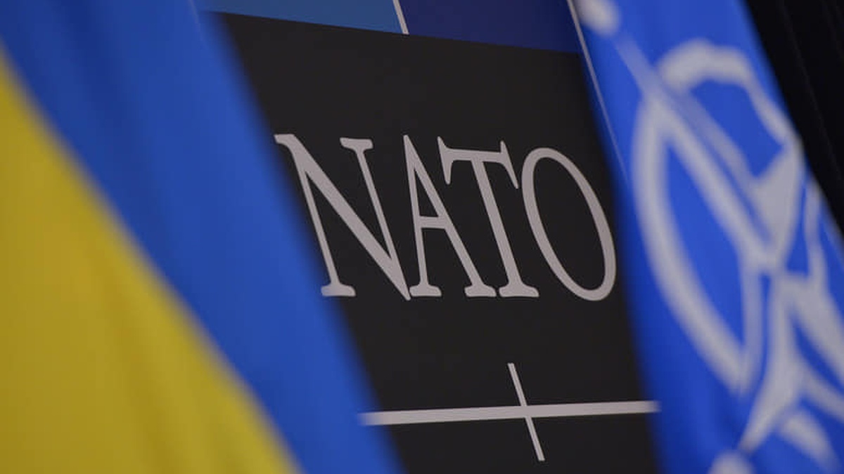 83% of Ukrainians back NATO membership, only 53% trust its ability to defend against Russia