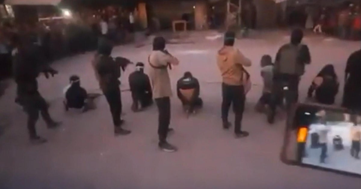 Video shows Hamas fighters executing Palestinians accused of collaborating with Israel