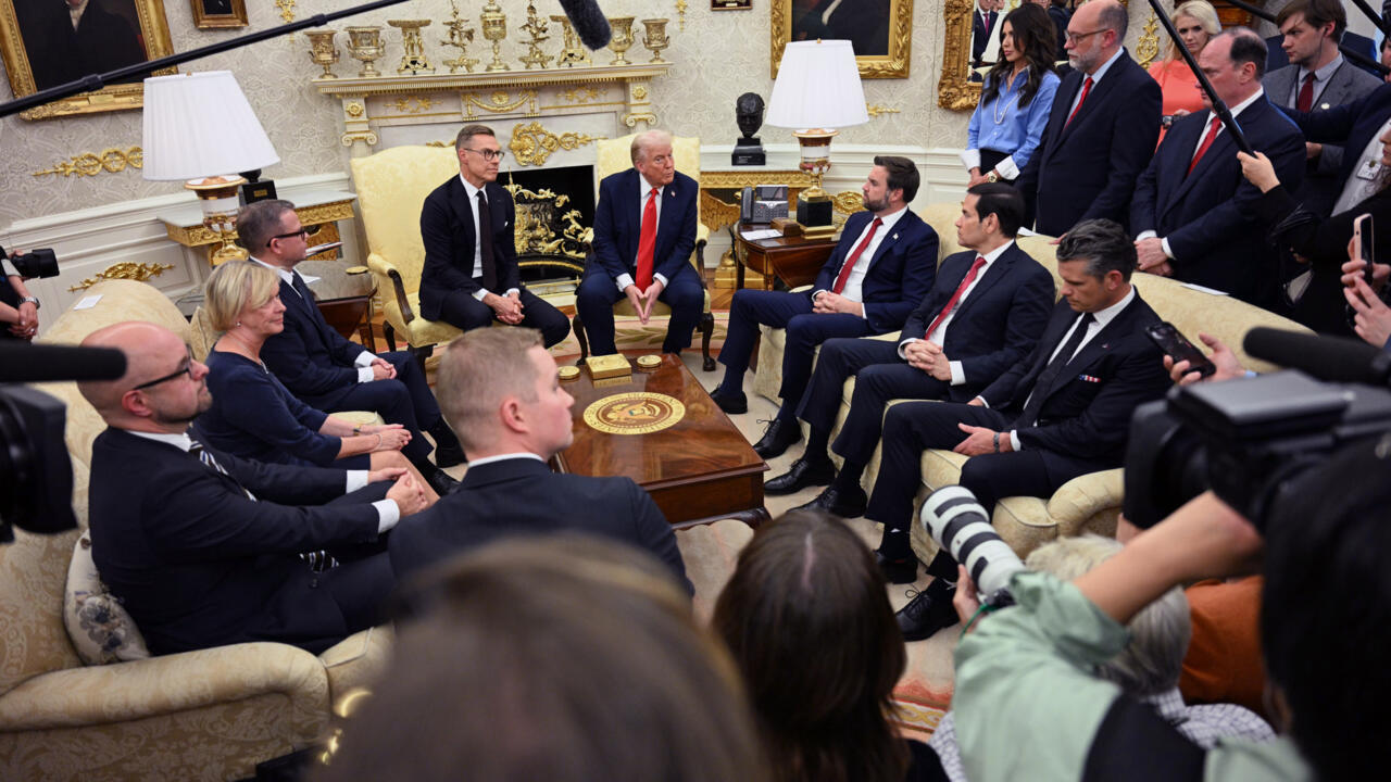Trump says ‘stepping up pressure’ to end Ukraine war