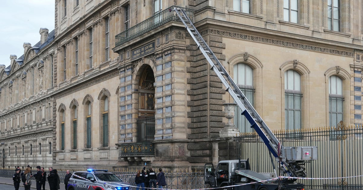 The Louvre thieves used a furniture lift in their heist. Now the company that makes it is hoping to cash in.