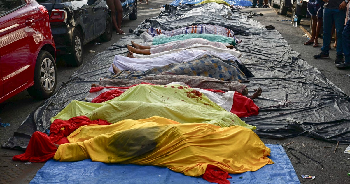 Brazil’s president calls for investigation after 121 killed in police operation against gang: “There was a massacre”