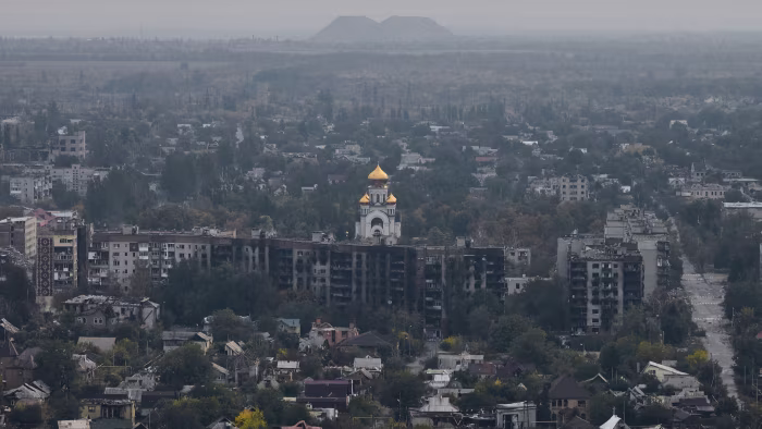 Russia presses ahead in Ukraine’s east