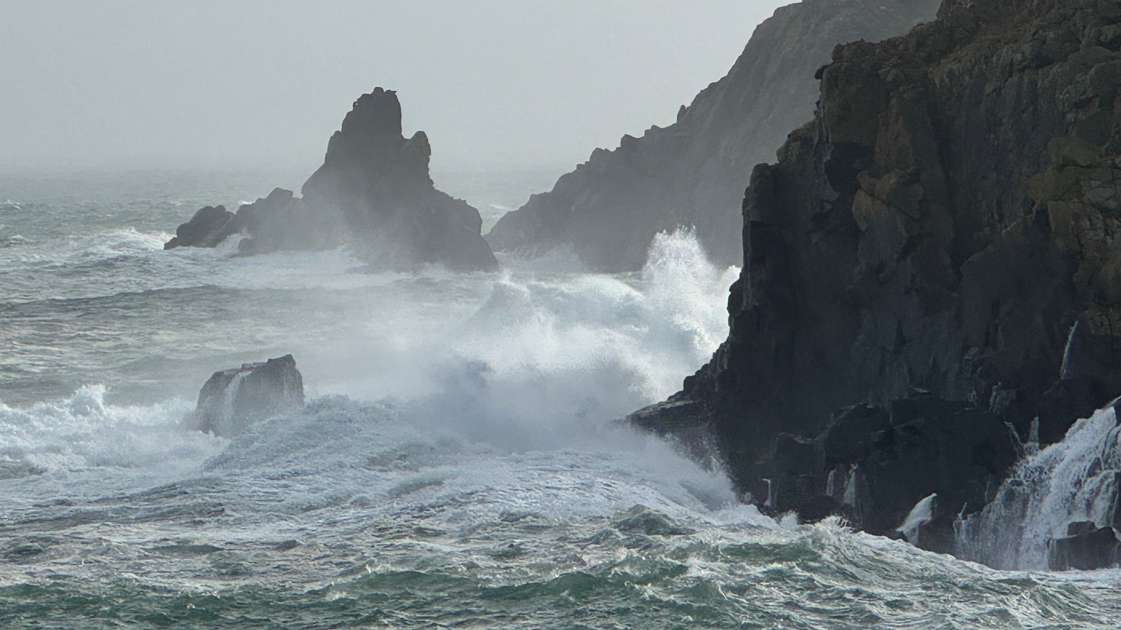 Satellites Recorded This Record Breaking 20-Meter High Wave From Space