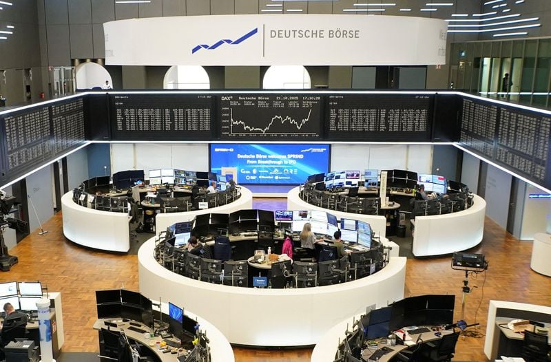 European utilities set for longest winning streak since 1998