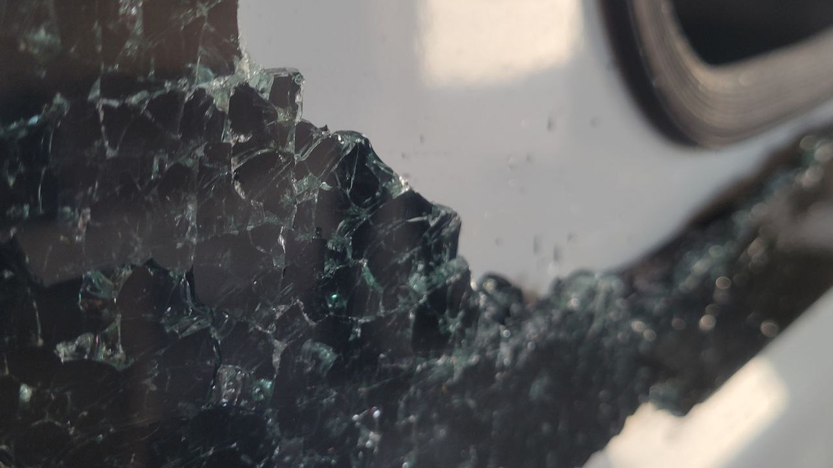 Russia attacks energy workers during repairs at Chernihiv facility