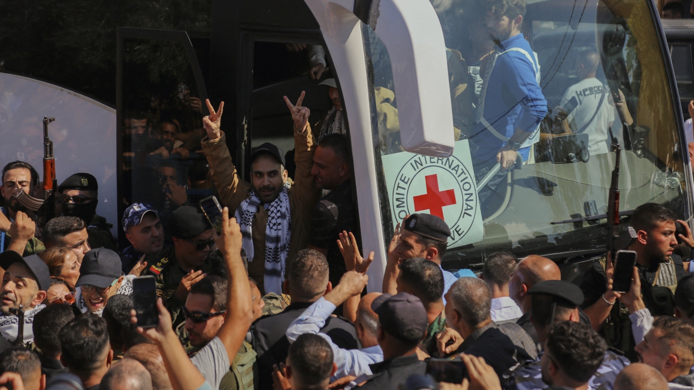 Palestinian detainees return to Gaza; ICE tactics : NPR