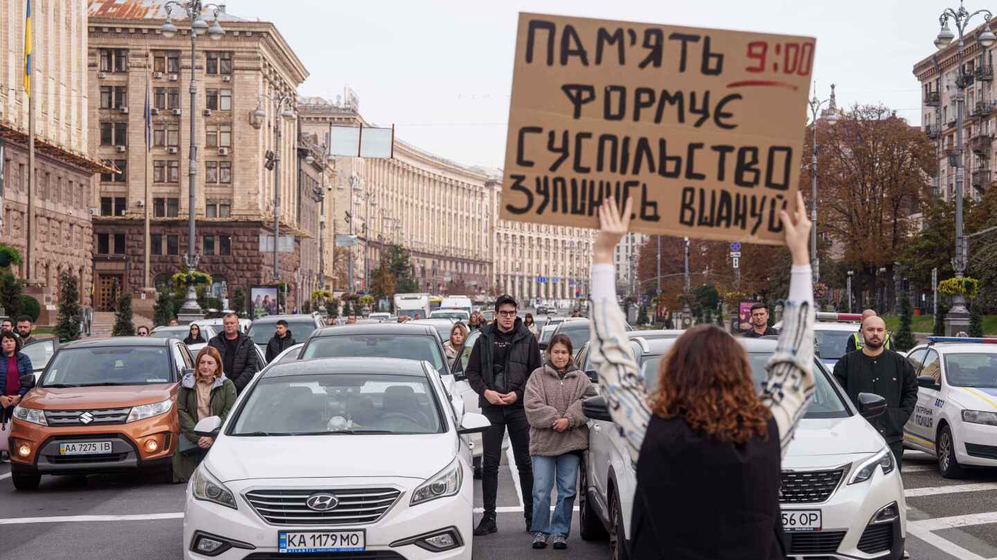 Ukraine pauses daily at 9 am to honor war victims