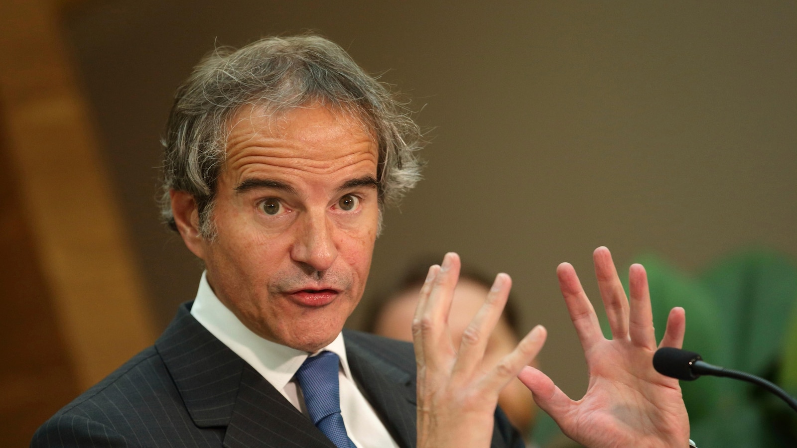 Ukrainian nuclear plant’s longest power outage since war began is ‘critical’ moment