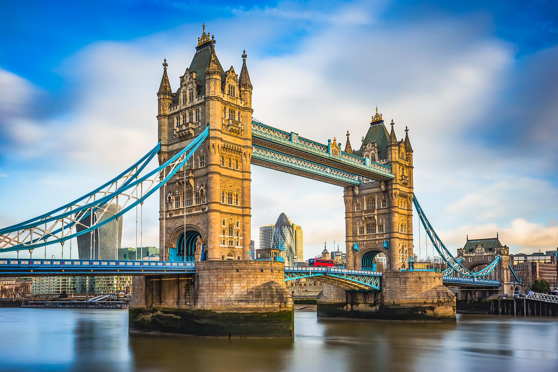 London Plans to Introduce Tourist Tax on Overnight Stays