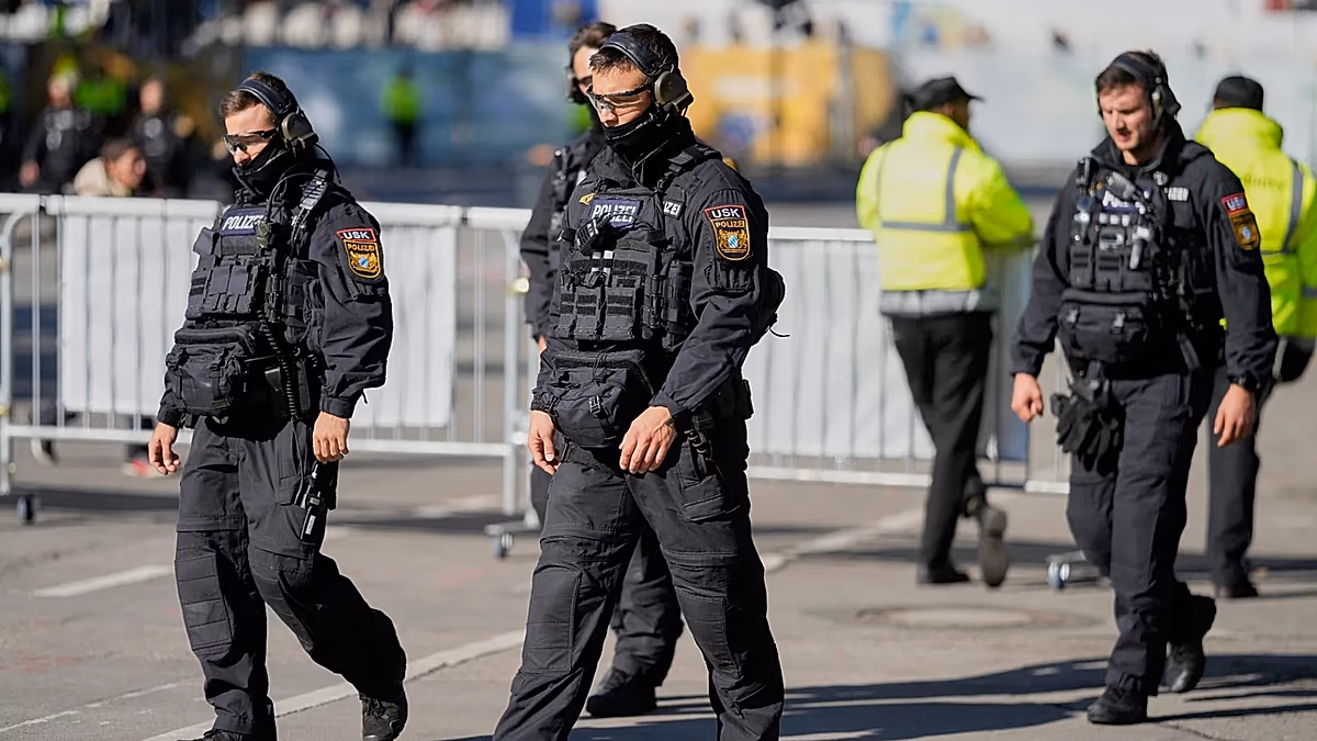 German man arrested for running assassination platform targeting Merkel and Scholz