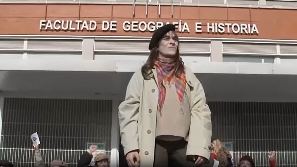 Video. Street performance marks Spain’s democracy campaigners 50 years after Franco