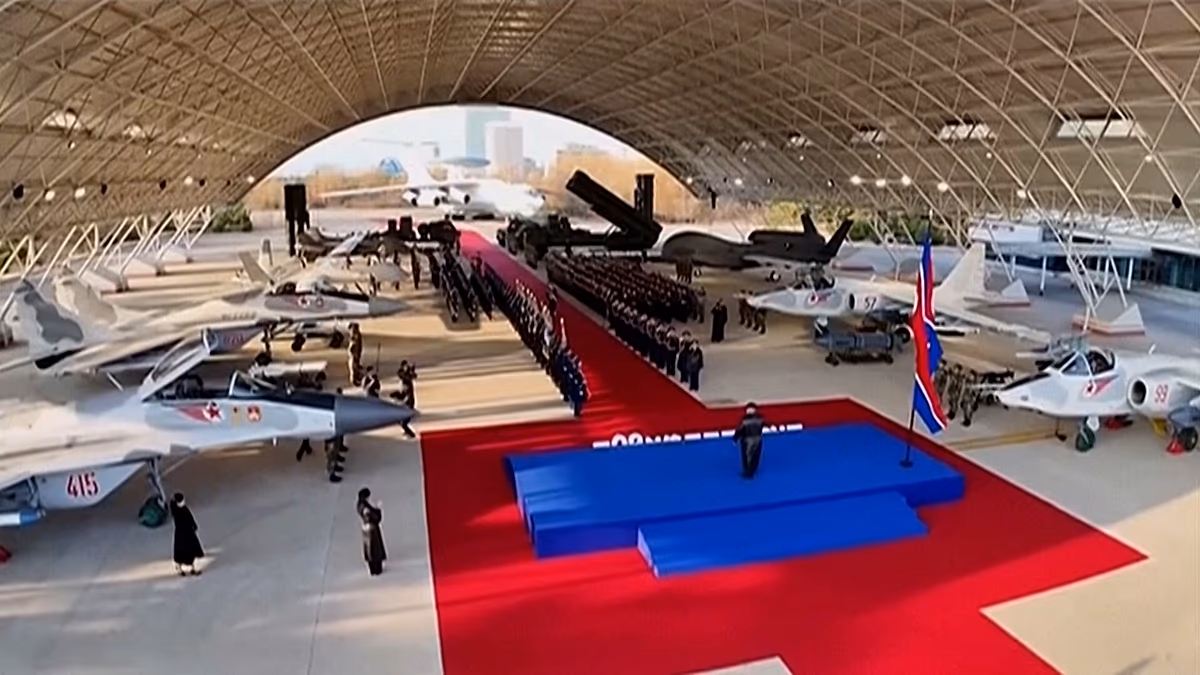 Video. North Korea leader Kim Jong Un and daughter mark air force anniversary