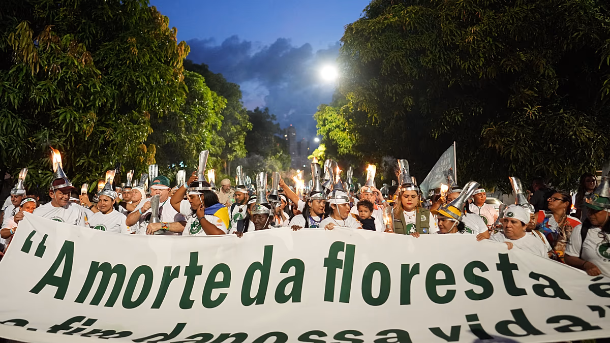 Video. Rubber tappers in Belem demand end to deforestation at COP30