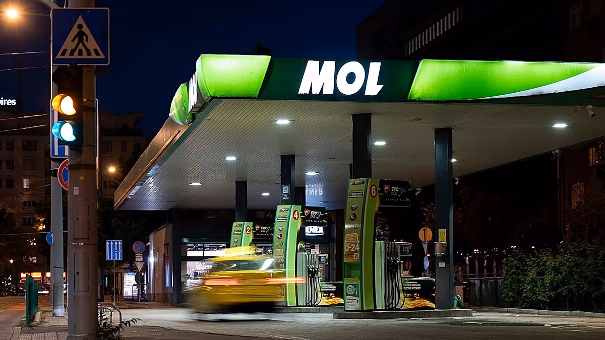 Trump weighs Hungary’s ‘vital’ request for exemption from Russian energy sanctions