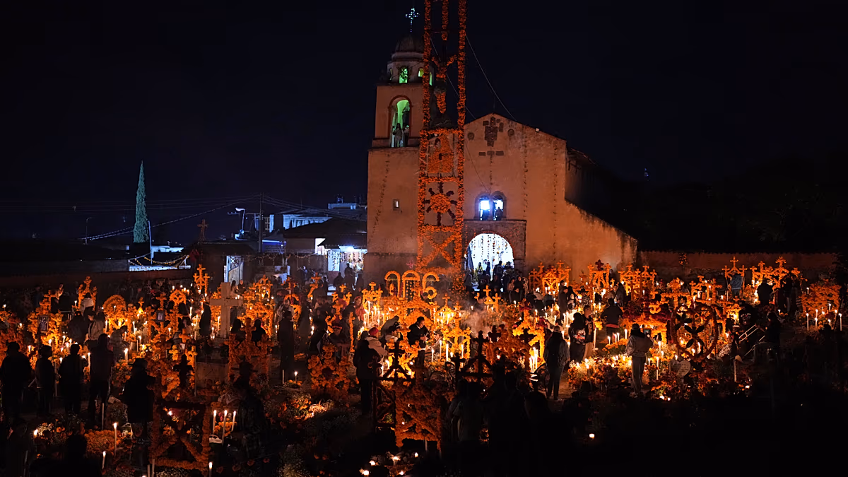 Video. Mexico’s Day of the Dead: Candles, flowers and the return of souls