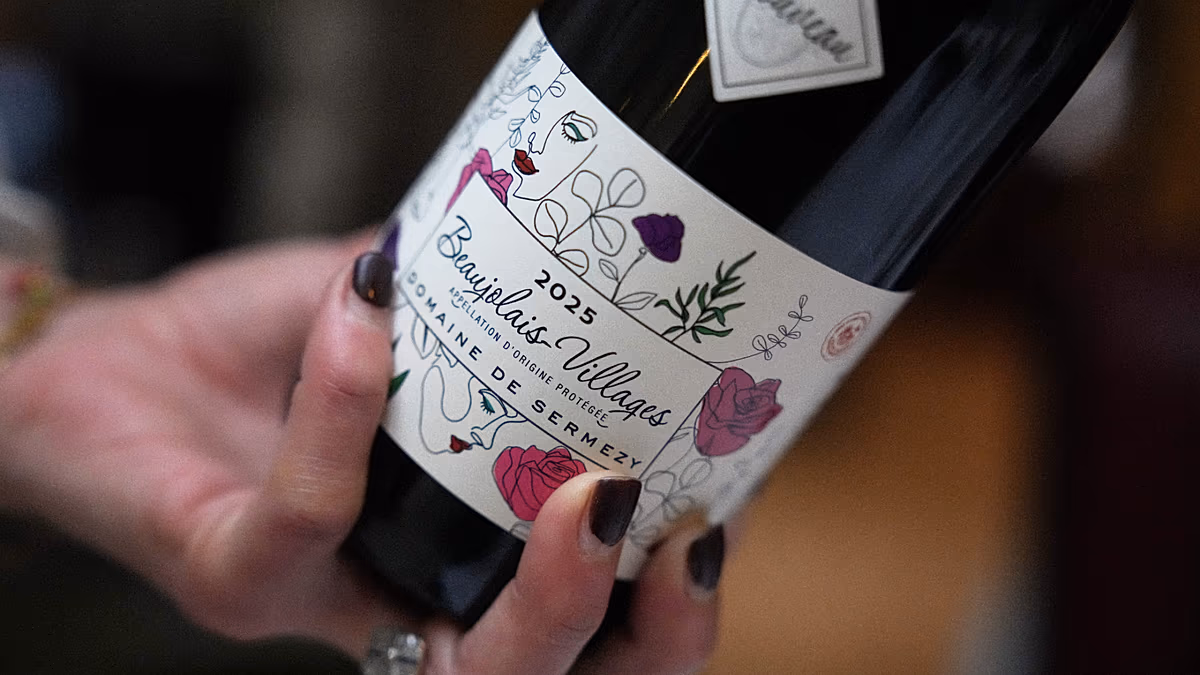 Video. Midnight tastings mark Beaujolais Nouveau celebrations in France