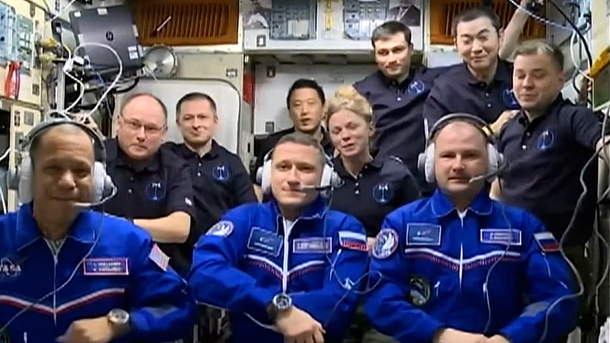 Video. US and Russian crew safely dock with ISS for 8-month mission