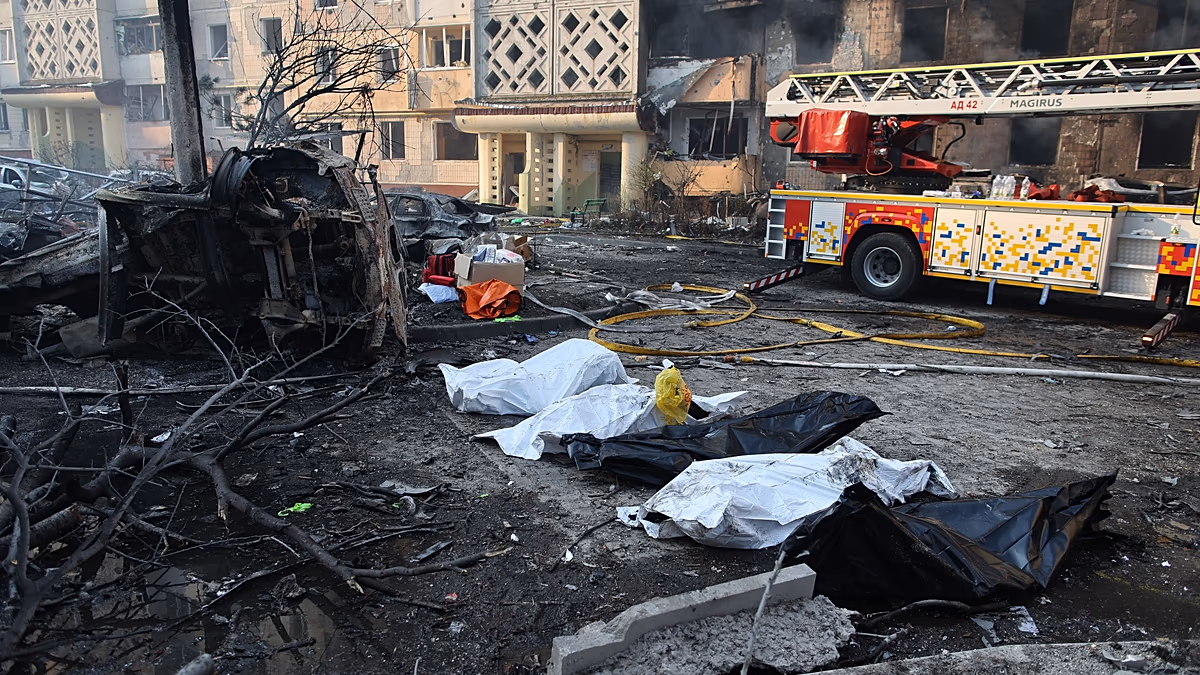 Video. Search widens in Ukraine’s Ternopil after deadly Russian apartment strike