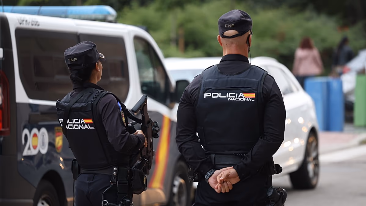 Spanish police arrest two Camorra crime mob fugitives wanted by Italy