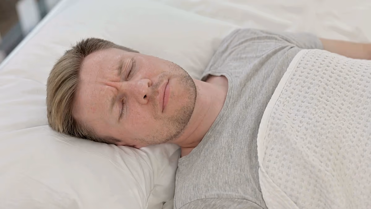 Neuroscientists are trying to find out what happens to our brains when we dream or have nightmares