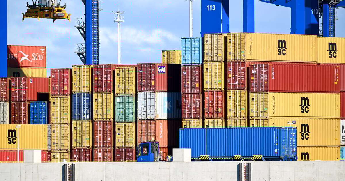 EU countries tighten rules on port and railway bids – POLITICO