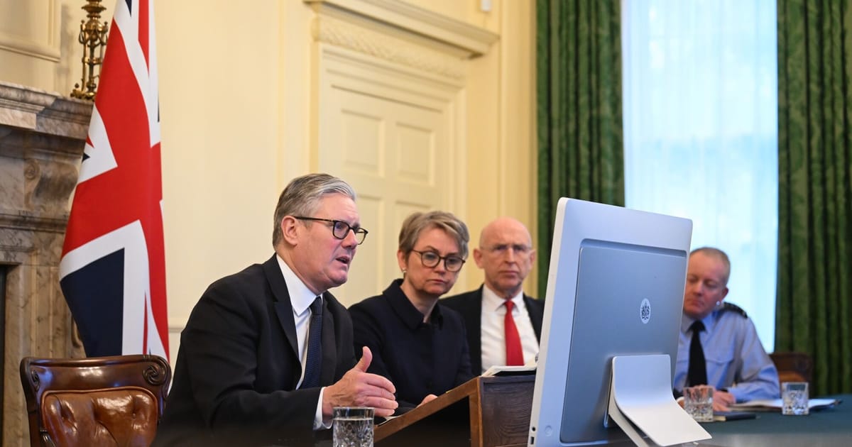 As potential deal looms, France and Britain map out boots-on-ground role in Ukraine – POLITICO