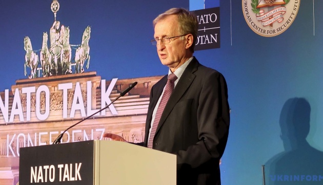 NATO membership impossible for country at war – ex-NATO assistant secretary general