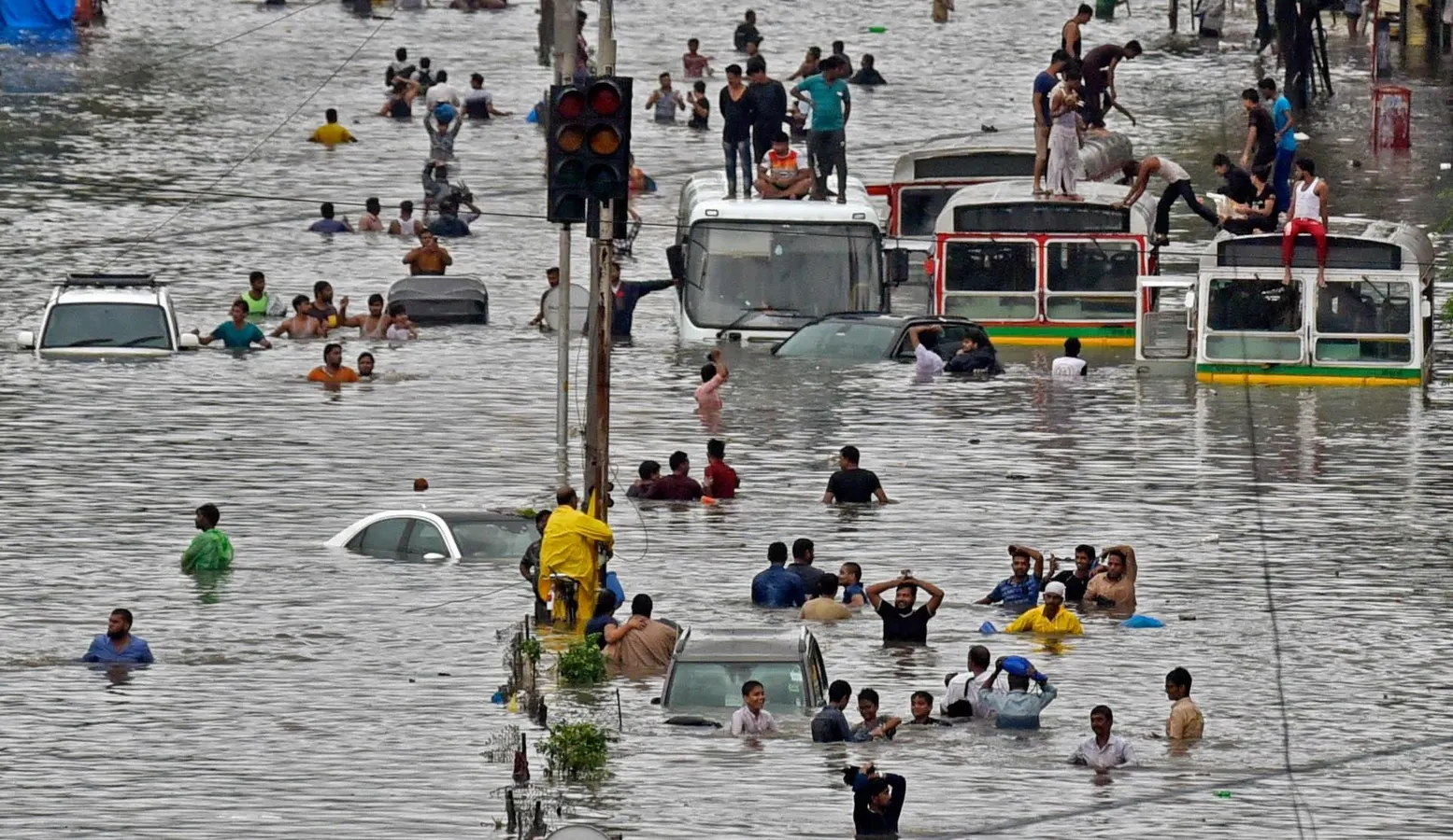 In Mumbai, more than 80% of people who die due to extreme rainfall live in slums