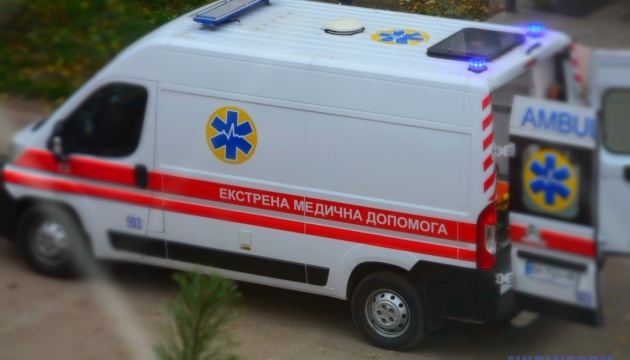 Six wounded, including two children