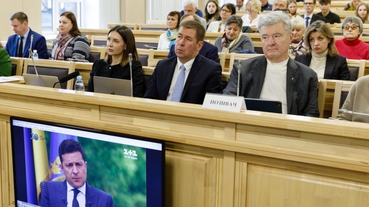 Supreme Court considers Poroshenko’s lawsuit regarding NSDC sanctions