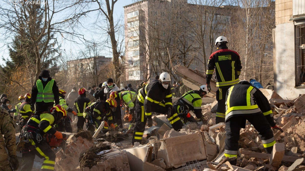 Death toll in Ternopil rises to 32, including 6 children