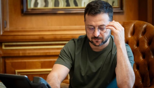 Zelensky awarded pupils and students with “Future of Ukraine” distinction