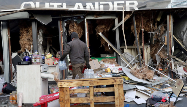 About 14,400 civilians remain in active combat zones in Donetsk region