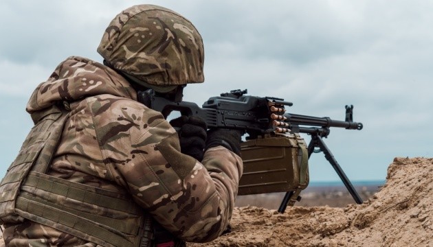 Ukrainian border guards destroy Russian bunkers, ammunition depot in Northern Slobozhanshchyna
