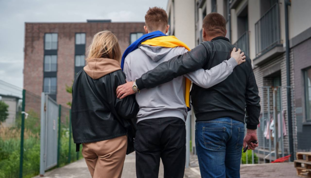 Ukraine returns more children, teenagers from TOT