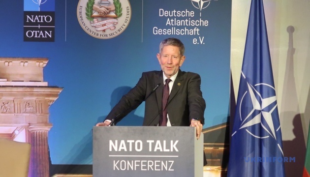 Current situation should not be compared to Cuban Missile Crisis – German General