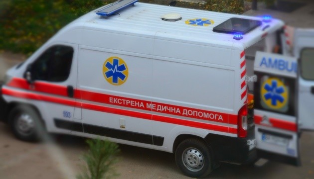 Russian troops fired artillery at Bilozertsi, injuring two men