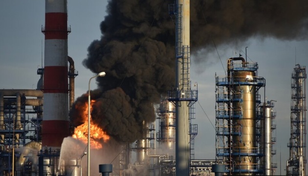 Drones attack oil refinery in Saratov