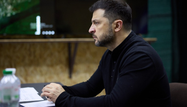 Zelensky holds meeting on countering Russian drones in Kherson