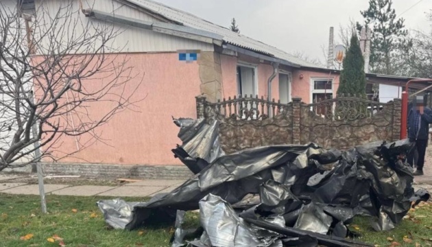 Enemies launch air strike on Lozova in Kharkiv region, injuring man