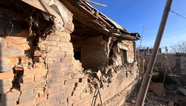 Russian army shells Dnipropetrovsk region with guided bombs, drones, and artillery throughout day, five people wounded