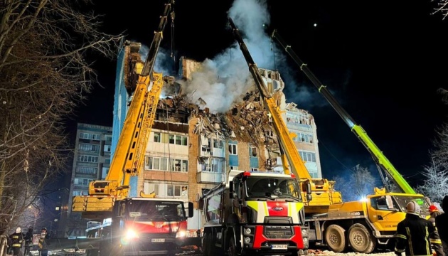 Search and rescue operation ongoing in Ternopil following Russian strike