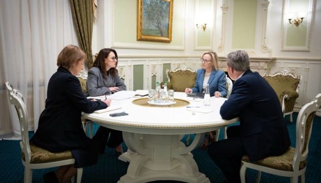 PM Svyrydenko meets US Army Secretary Driscoll