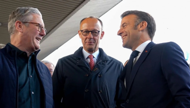 Macron, Merz, Starmer discuss American peace plan