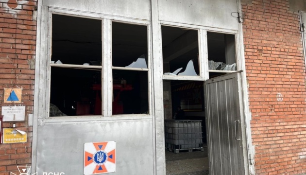 Fire station damaged in Sloviansk due to Russian shelling