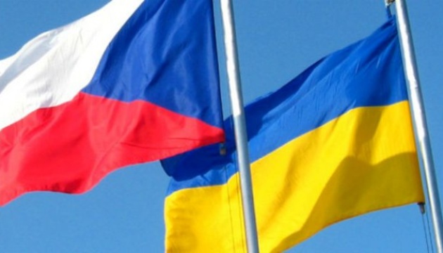 Ukraine, Czechia discuss supply of artillery shells
