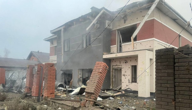 One killed, eight injured in overnight Russian attack on Kyiv region